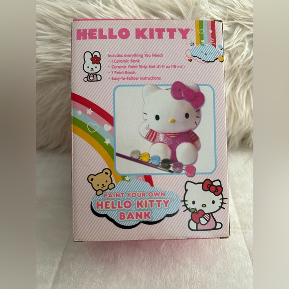 🌻NIB Sanrio Paint your own Hello Kitty Bank - Picture 1 of 3
